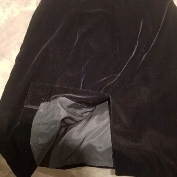 Jaeger Women Boat Neck Black Velvet Sleeveless Sheath Dress Knee Length Slit - Picture 6 of 6